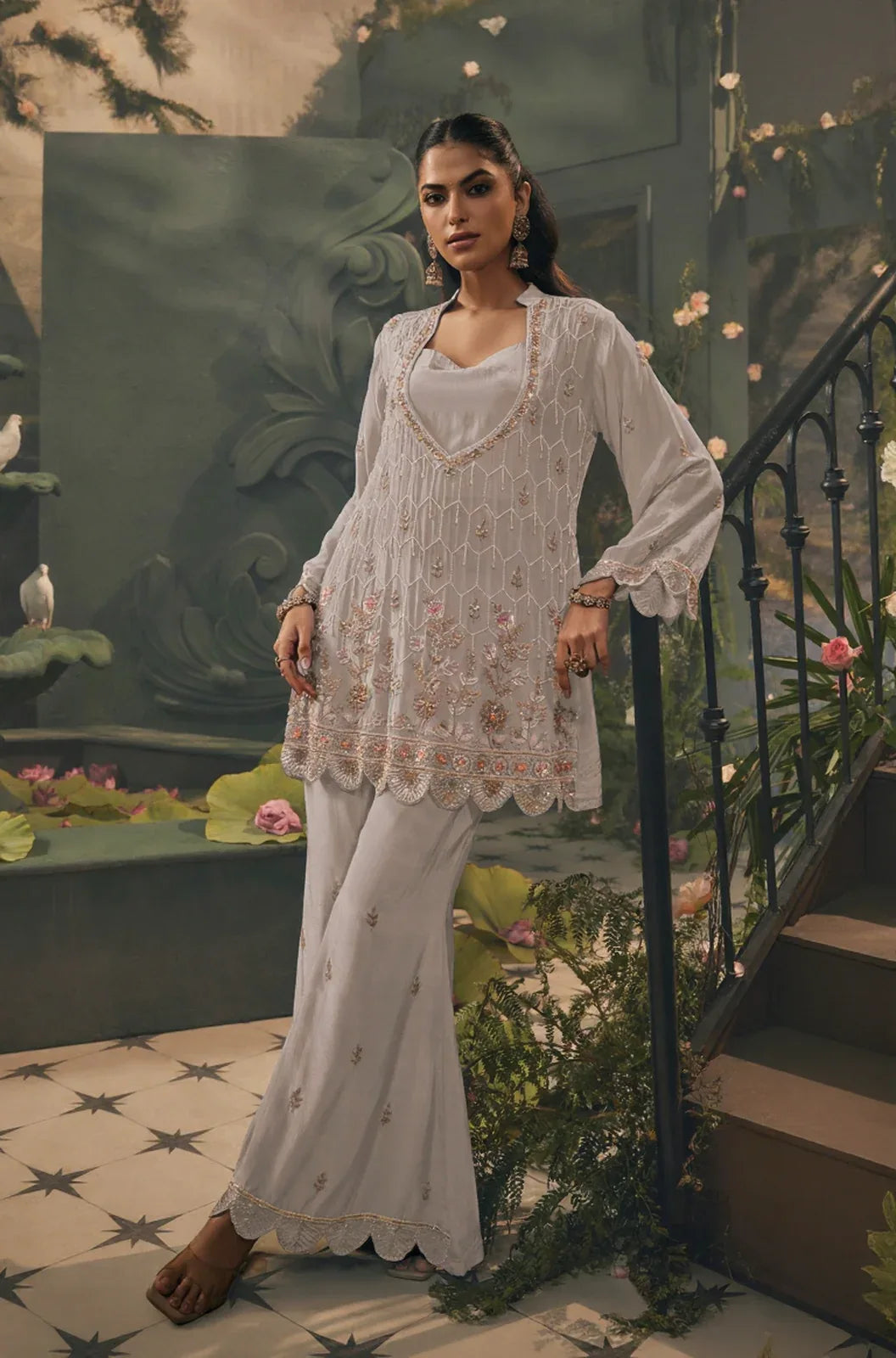 Ivory Zareen Embroidered Kurta Set - MishUUU