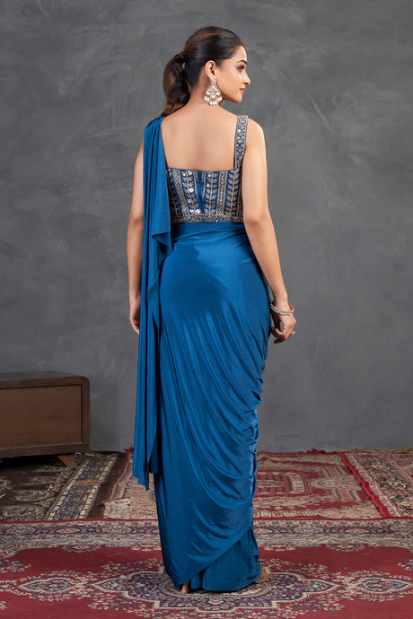 Deep Teal Embroidered Saree Set – Contemporary Glamour with Traditional Grace