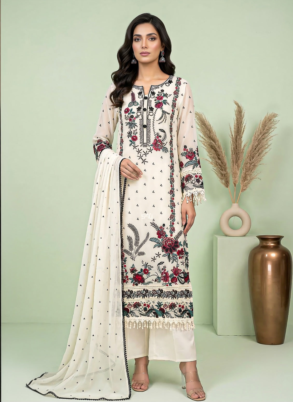 Ivory Floral Embroidered Classic Set