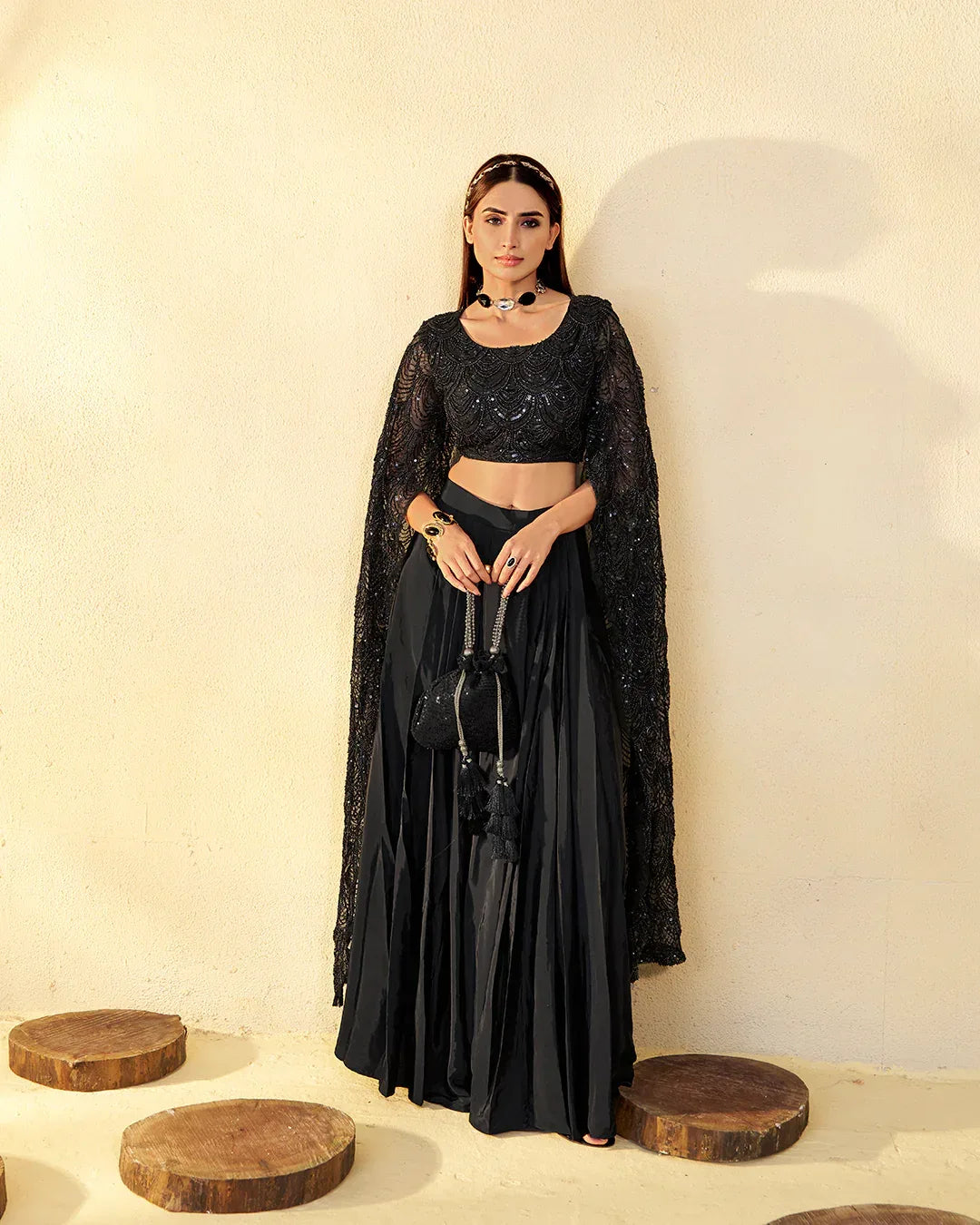 Black Crop Top skirt Set with Flared Sleeves - MishUUU