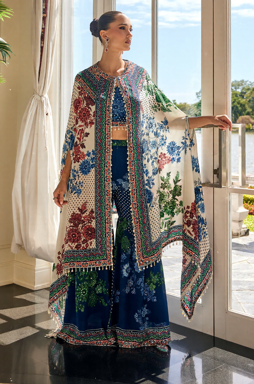 Noor Bahaar Embroidered Cape Set