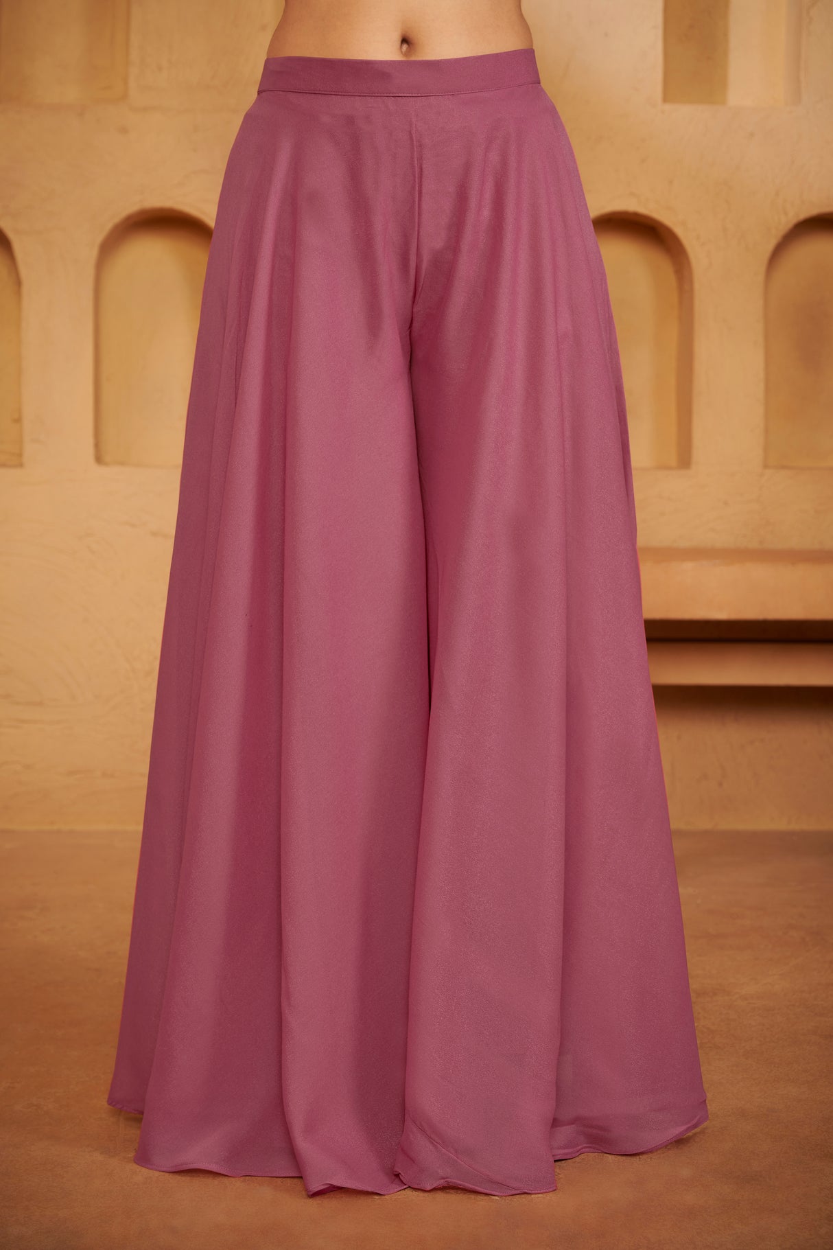 Dusty Lavender Embroidered Ethnic Set – Graceful Festive Ensemble for Modern Elegance