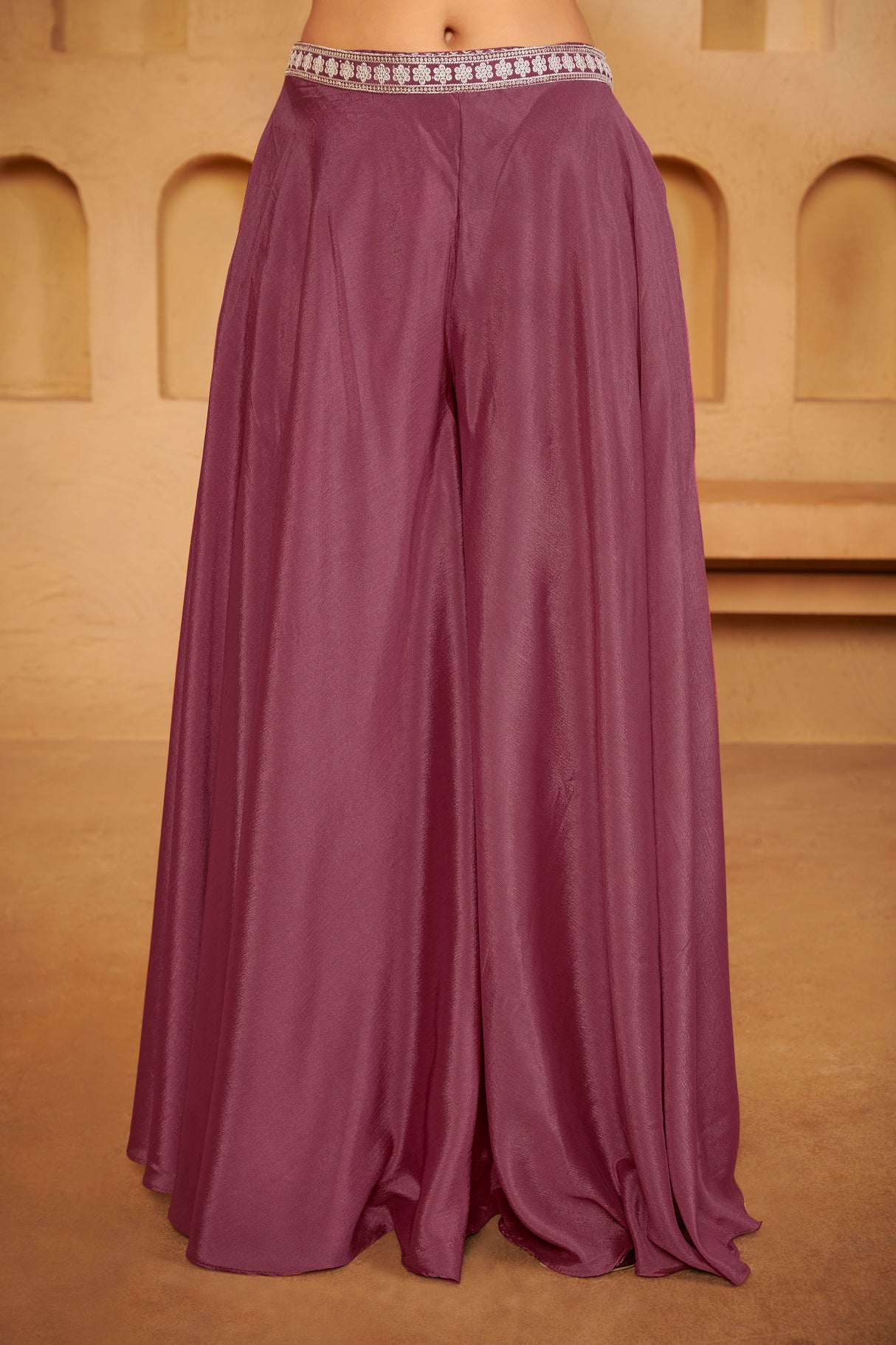 Plum Mauve Embroidered Ethnic Set – Contemporary Elegance with Traditional Detailing