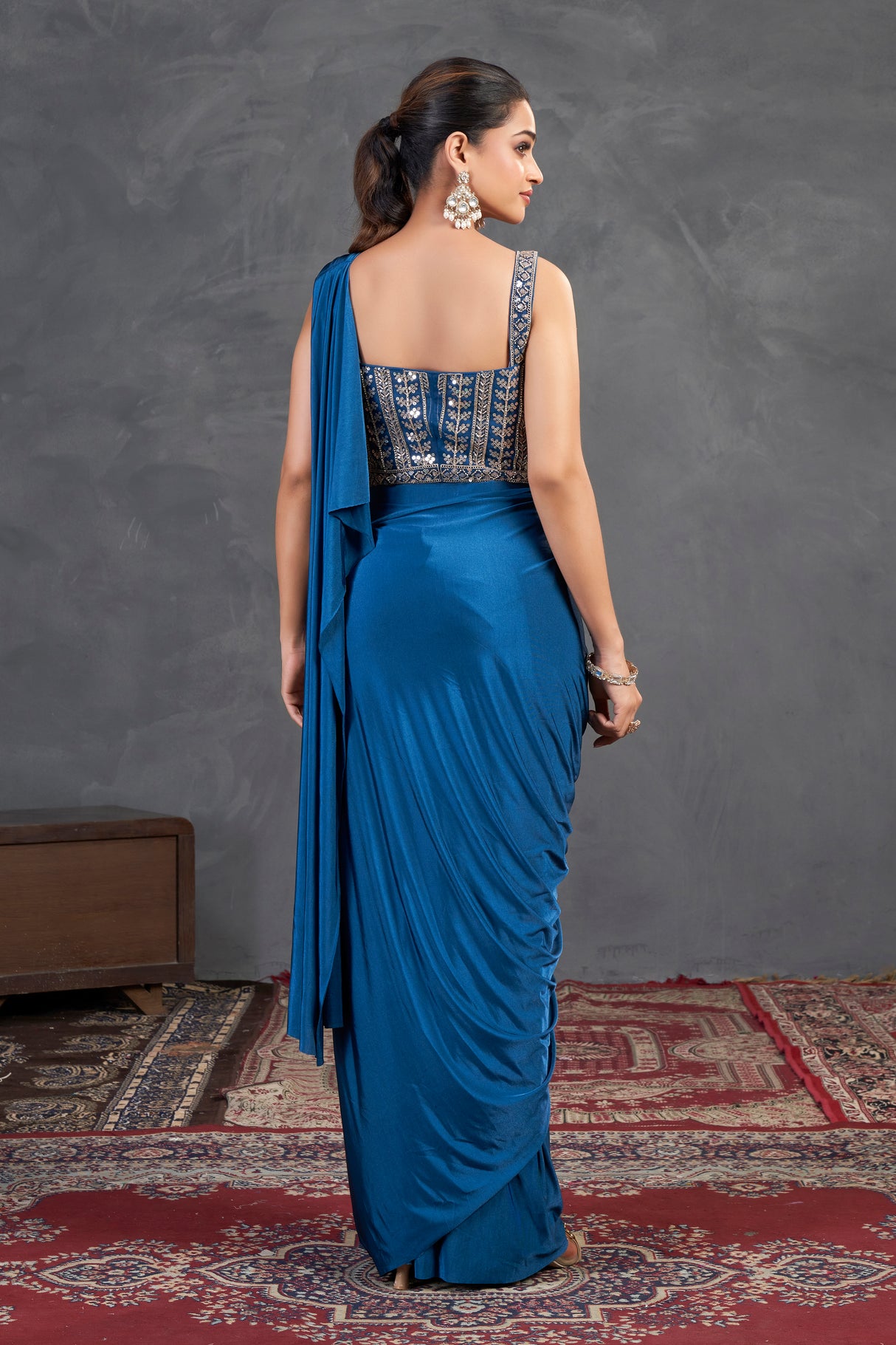 Deep Teal Embroidered Saree Set – Contemporary Glamour with Traditional Grace