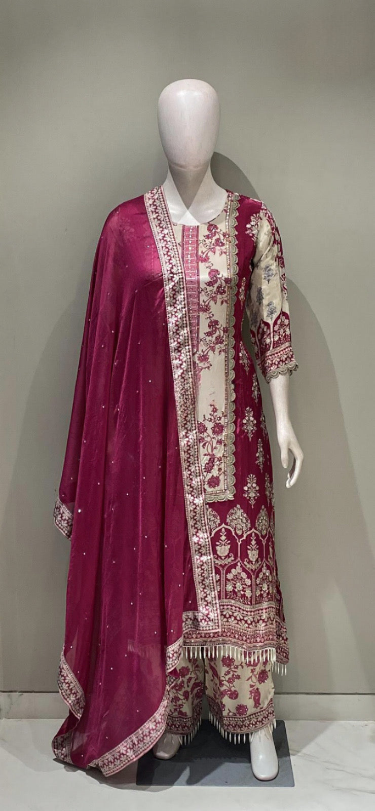 Muslin red long suit