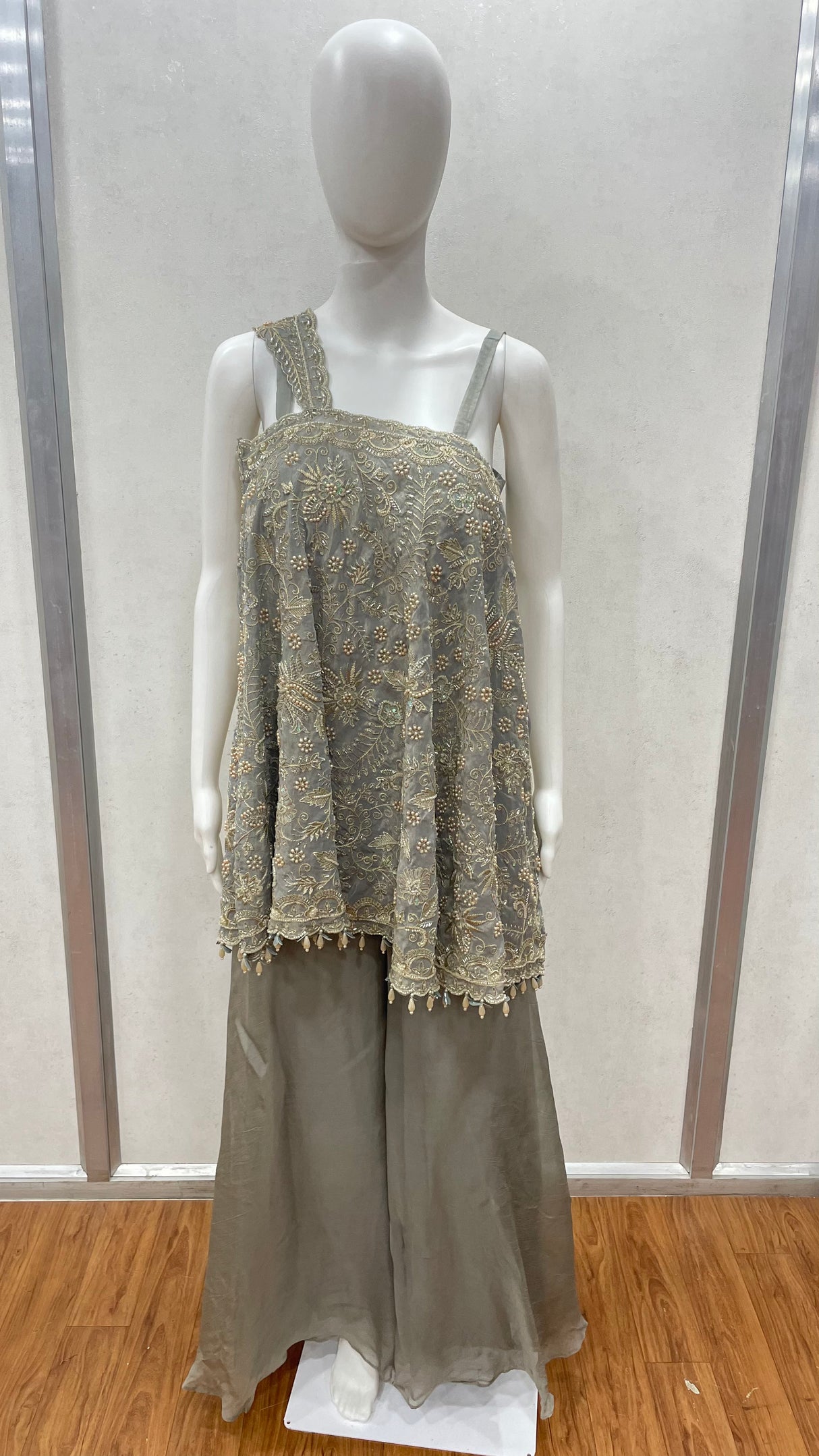 Sage Gold Embroidered Kurta Luxe Set