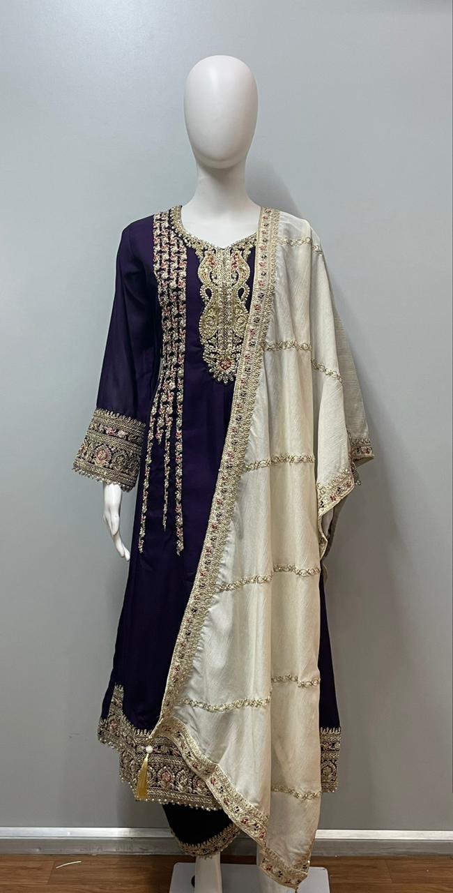 Midnight Ivory Embroidered Kurta Set