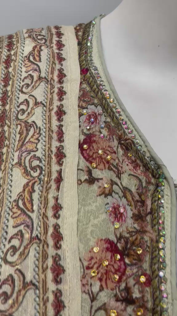 Ivory Rose Botanical Printed Kurta Ensemble